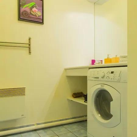 Apartment Chic With Bar In Paris Saint-Denis (Seine-Saint-Denis)